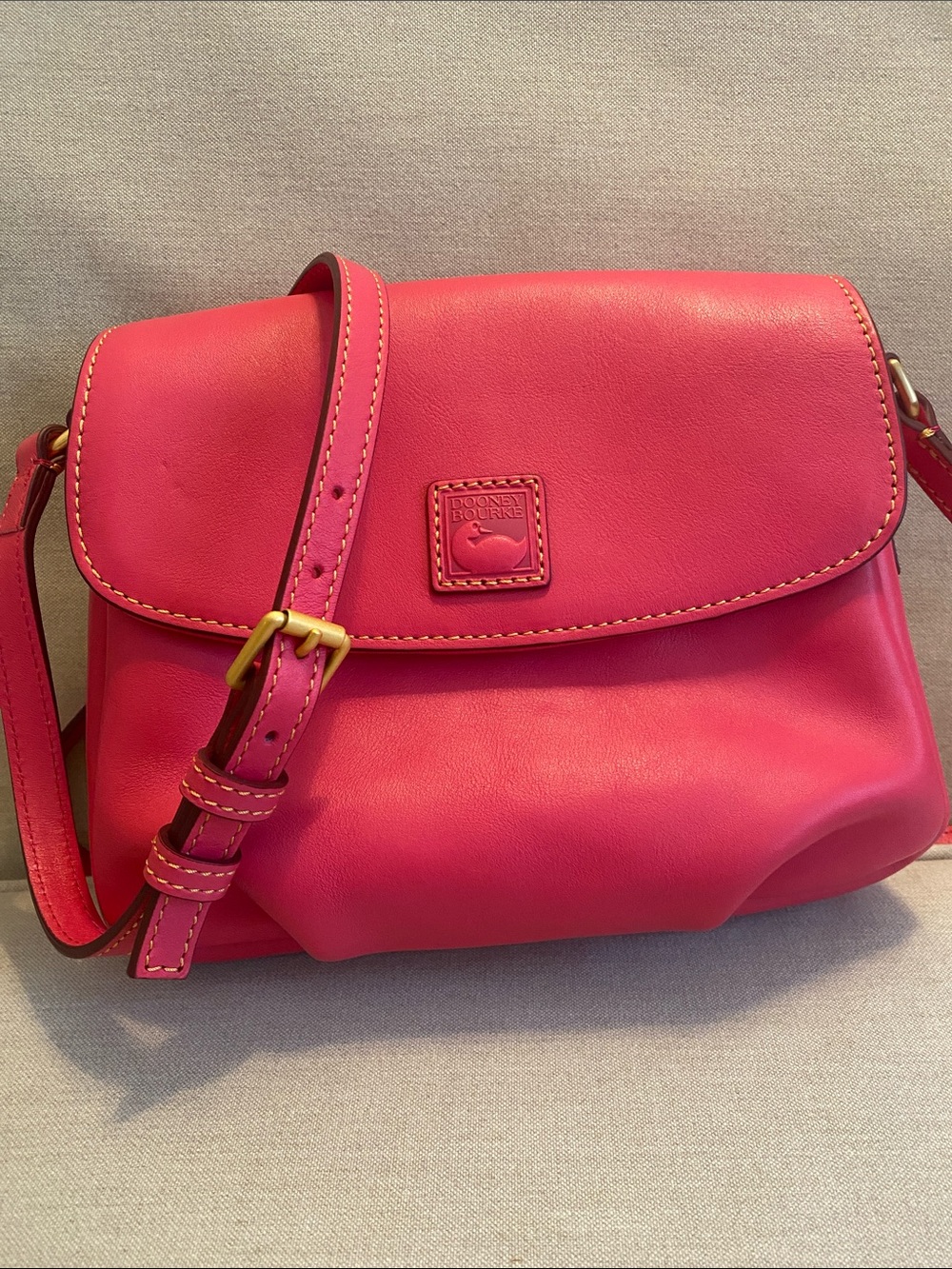Dooney & Bourke Florentine Leather Flap Crossbody Fuchsia in pristine condition - Picture 2 of 16